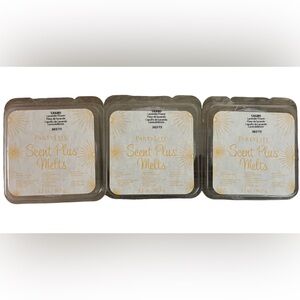PartyLite - NIB 3 Packs of Lavender Flower Scent Melts